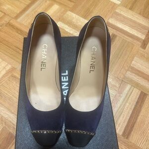 CHANEL Women's Navy and Black Heels